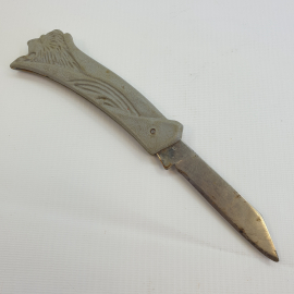 Складной нож с пластиковой ручкой, длина 22см